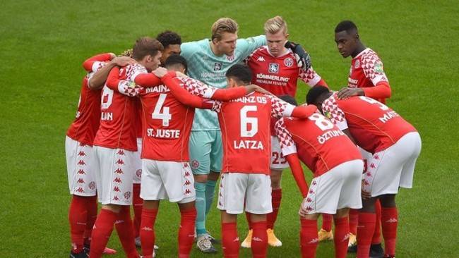 关于德国杯今夜走向成谜,门兴格拉德巴赫复出首秀,管理层满意,年轻球员得到机会的信息 关于德国杯今夜走向成谜,门兴格拉德巴赫复出首秀,管理层满意,年轻球员得到机会的信息